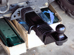 Trailer_Hitch_Ext.jpg